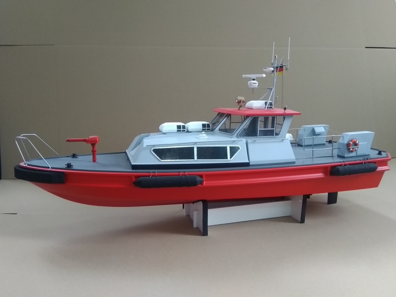 Пожарен катер на фирма SG Modellbau by Квалитет Спорт